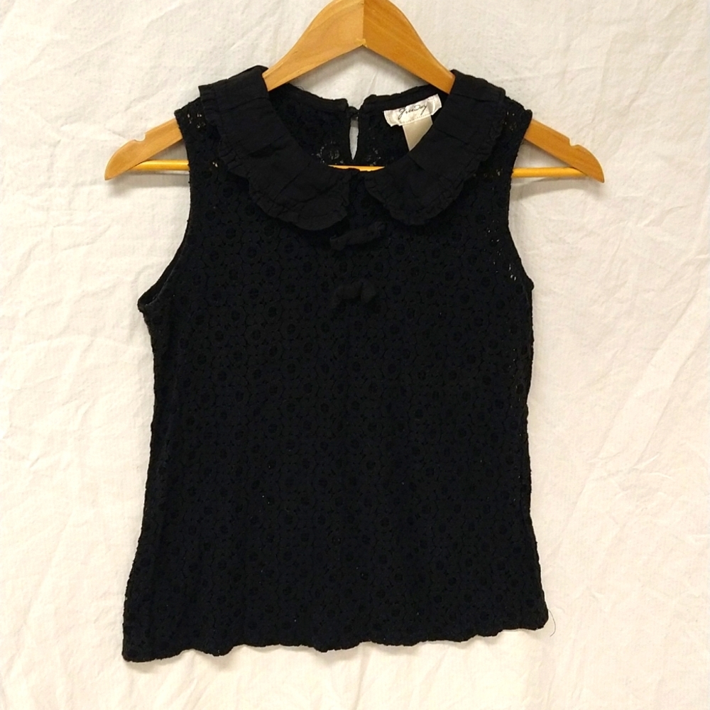 Freeway • lacy tank top